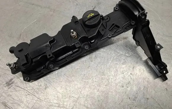 Peugeot 3008 I Rocker cam cover 9688939180