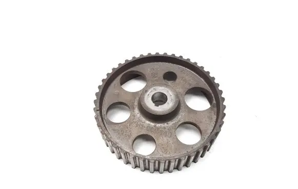 Volkswagen PASSAT B5 Fuel pump gear (pulley) 028130111A
