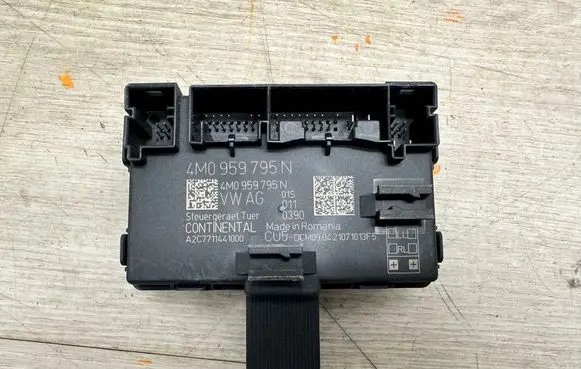 Porsche Taycan 9J1 Door control unit/module 4M0959795N A2C7711441000