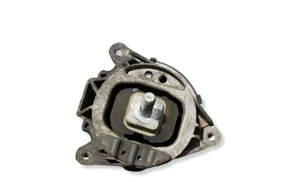BMW 3 GT F34 Engine mount bracket 6787658