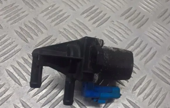Ford Focus Turbo solenoid valve 3M5H-6C534-B