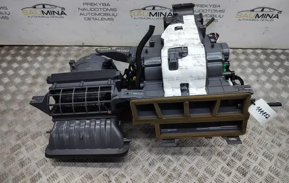 Hyundai Santa Fe Interior heater climate box assembly D267EBABA01 D266NE9AA02 D267EBAAA01