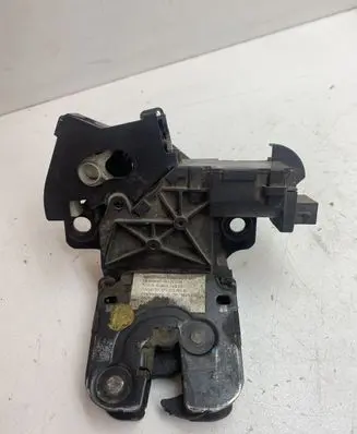 Audi A4 S4 B7 8E 8H Tailgate/trunk/boot lock/catch/latch 8P4827505A