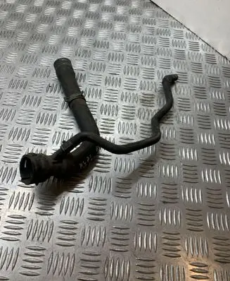Audi A4 S4 B6 8E 8H Engine coolant pipe/hose 8E0121101