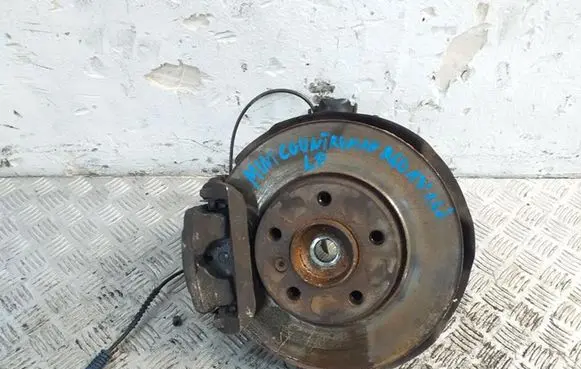 Mini Cooper Countryman R60 Front wheel hub spindle knuckle