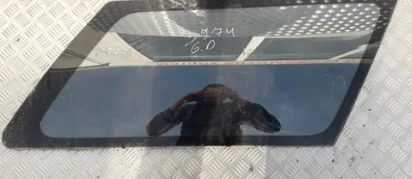 Subaru Legacy Rear side window