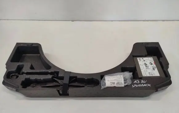 Audi A3 S3 8V Tool set 8V3012109K 8P0012615A