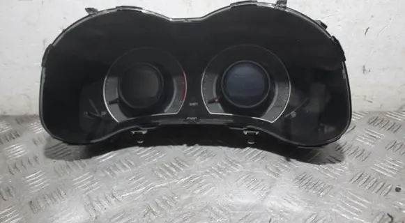 Toyota Corolla E140 E150 Speedometer (instrument cluster) 838000Z70070
