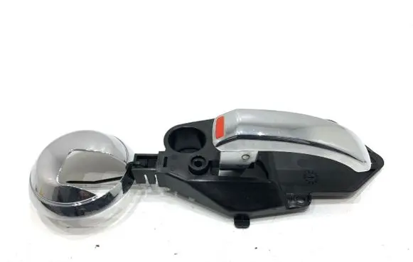 Fiat 500 Front door interior handle 