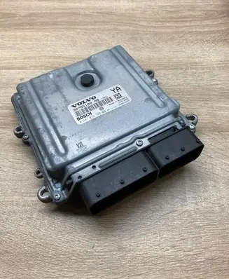 Volvo XC70 Engine control unit/module ECU 30785100AB 0281012765