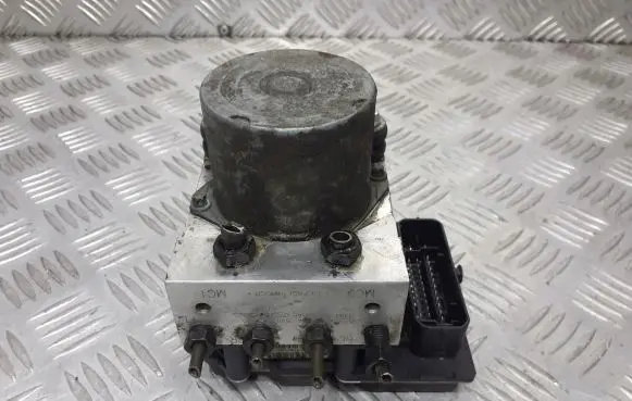 Hyundai i20 (PB PBT) ABS Pump 58910-11200