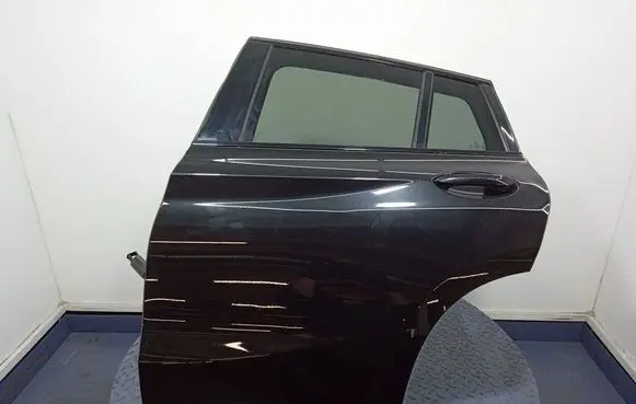 BMW X4 F26 Rear door 