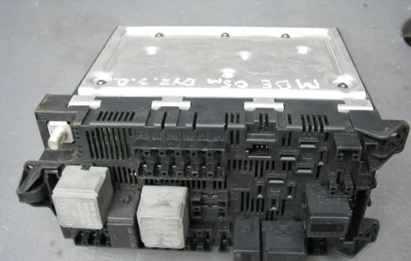 Mercedes-Benz E W211 SAM control unit A2115454201