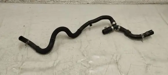 Volvo XC90 Engine coolant pipe/hose 32138625