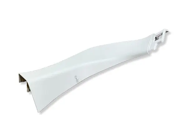 Nissan Leaf II (ZE1) Tailgate trim 909025SM0 90902SS0A