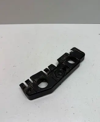 Audi RS5 Fender mounting bracket 8W6853922A