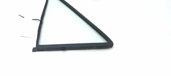 Mercedes-Benz COMPAKT W115 Rear vent window glass 1157350224