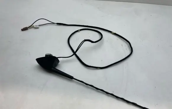 Mercedes-Benz Citan W415 Radio antenna 282170218R