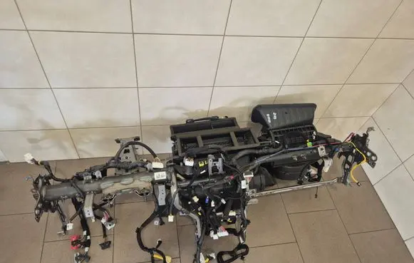 Hyundai Kona I Dashboard cross member/frame bar 84410J9000