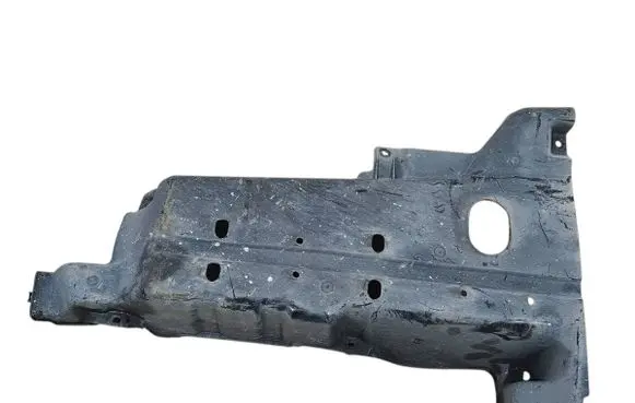 Toyota Sienna XL30 III Front underbody cover/under tray 7776508030