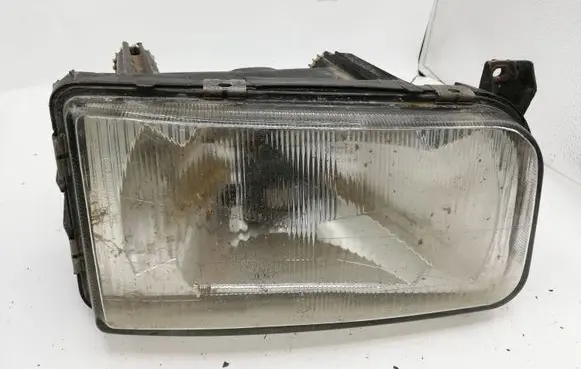 Volkswagen PASSAT B3 Headlight/headlamp 13348000