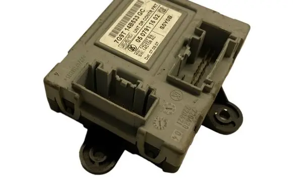 Volvo V70 Door control unit/module 7G9T14B533GC 0507911602 148237RA