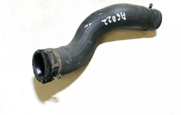 Toyota Auris 150 Engine coolant pipe/hose