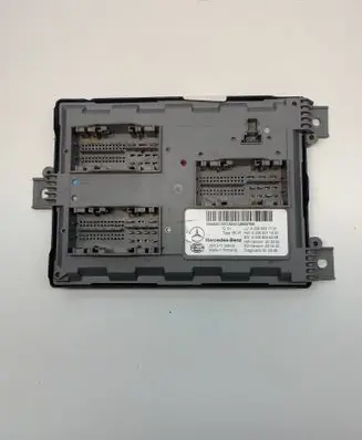 Mercedes-Benz C W206 Central body control module A2069001721 5DK01733500 A2069026309