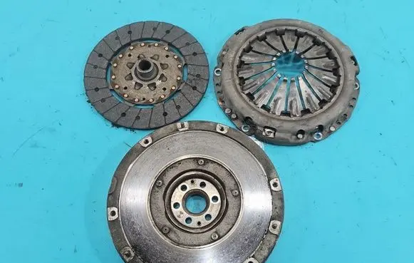 Volvo V40 Dual mass flywheel AV616477BD IMPRK1525357