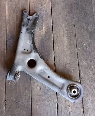 Volkswagen Caddy Front lower control arm/wishbone 1K0407152BL