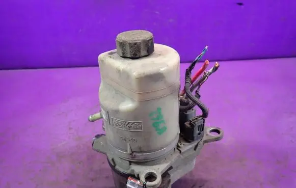 Ford Focus C-MAX Power steering pump