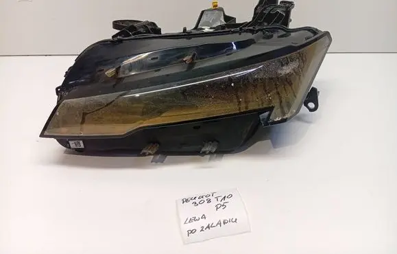 Peugeot 308 Headlight/headlamp 9849115080