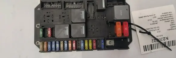 Land Rover Range Rover Sport L320 Fuse box set YQE500390