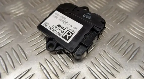 Lexus ES 300h (7th Gen) Headlight level adjustment motor 8566148060