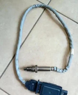 Volkswagen PASSAT B9 Lambda probe sensor 05L907807CR NE68764