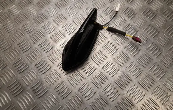 Nissan Juke II F16 Radio antenna 282086PA1B