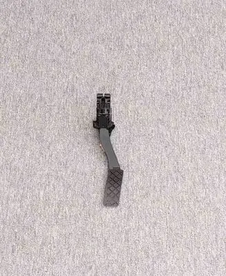 Volkswagen Golf VII Accelerator throttle pedal 5Q1723503L 6PV010621