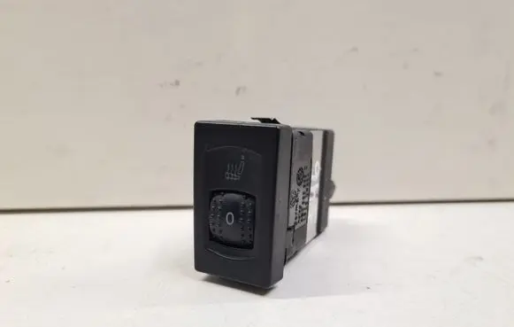 Volkswagen PASSAT B5.5 Seat heating switch 3B0963563C
