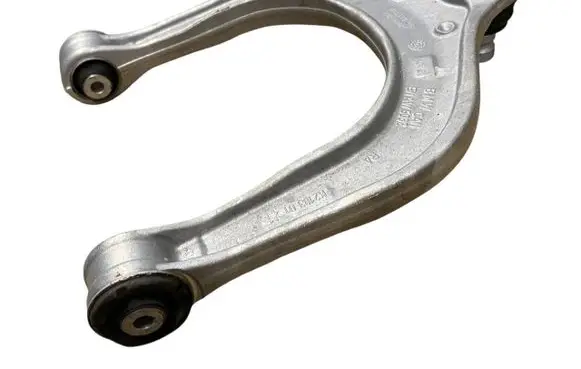 BMW X7 G07 Front upper control arm/wishbone 6883115 31106883115