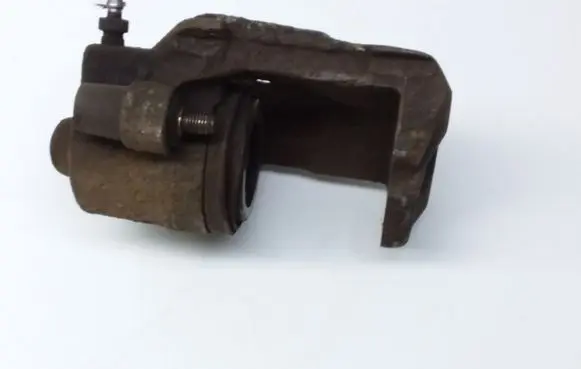Skoda Octavia Mk1 (1U) Front brake caliper