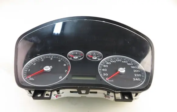 Speedometer (instrument cluster)