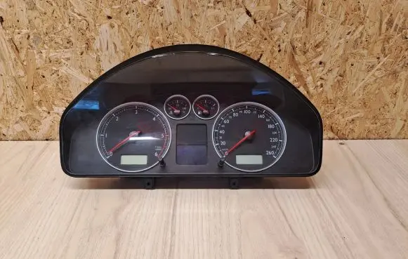 Volkswagen Sharan Speedometer (instrument cluster) 7M3920820D 1036682 0611000271