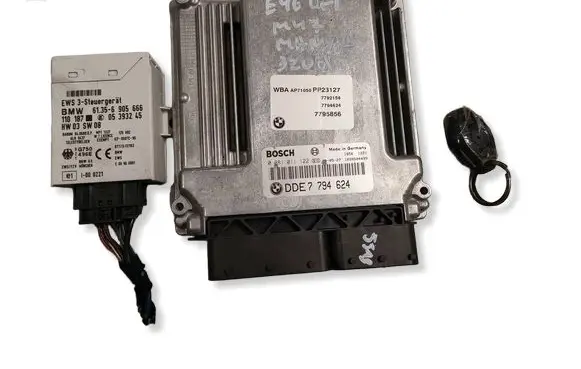 BMW 3 E46 Engine control unit/module 7794624