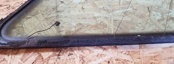 Audi A6 S6 C5 4B Rear side window