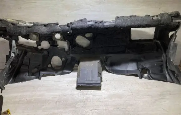 Audi A4 S4 B9 Under panel sound insulation 8W1863947j