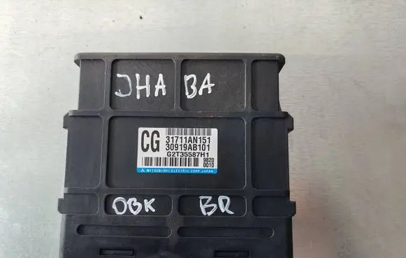 Subaru Outback Other control units/modules 31711AN151 30919AB101