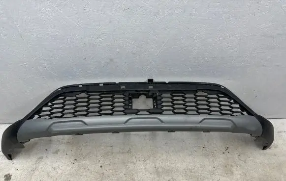 Dacia Sandero Front bumper 620264248r