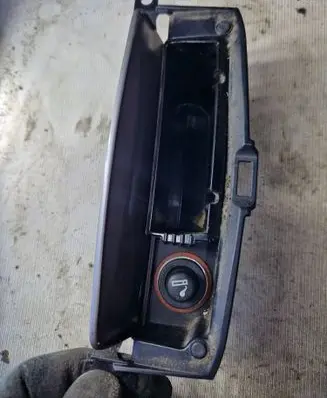 Ford Galaxy Car ashtray 1138790A