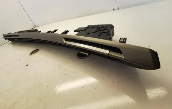 Peugeot 308 Dash center air vent grill 9837700380
