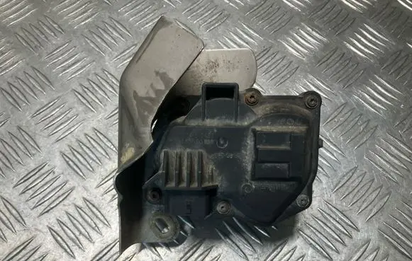 Nissan Juke I F15 Intake manifold valve actuator/motor 50885503